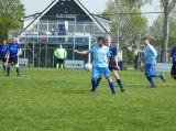 S.K.N.W.K. 3 - FC De Westhoek '20 4 (comp.) seizoen 2021-2022 (9/108)